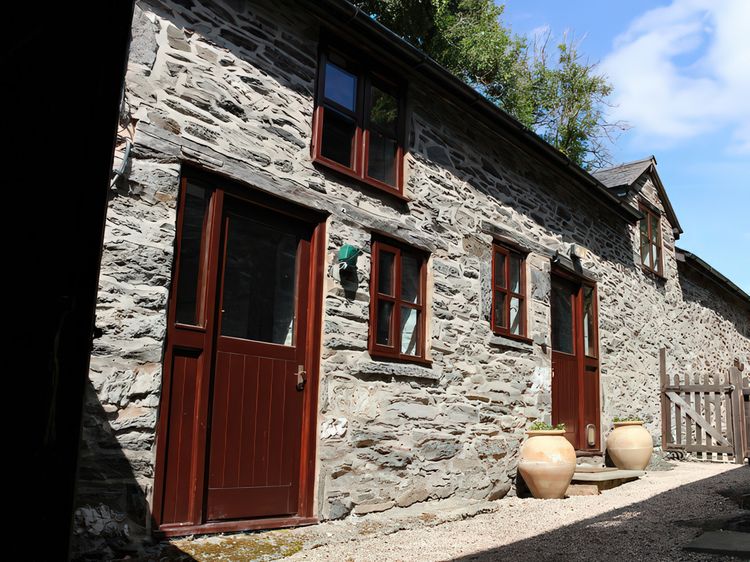 Graig Las The Barn, listing photograph 2