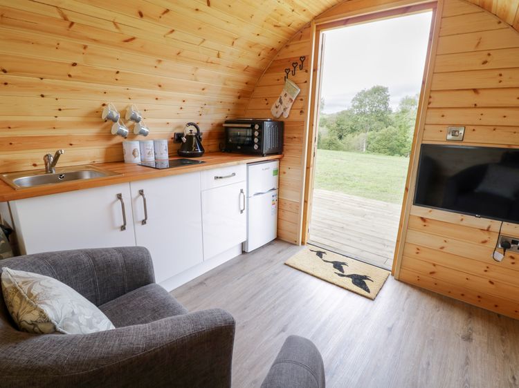 Embden Pod at Banwy Glamping, listing photograph 7