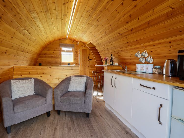 Embden Pod at Banwy Glamping, listing photograph 6