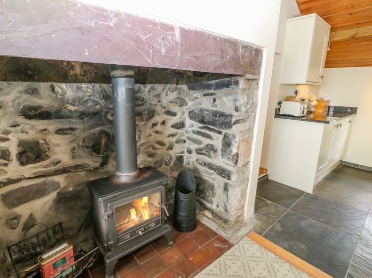 Bryn Derwen, listing photograph 11