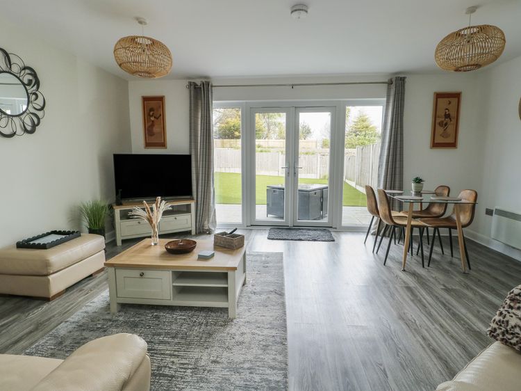4 Parc Delfryn, listing photograph 5