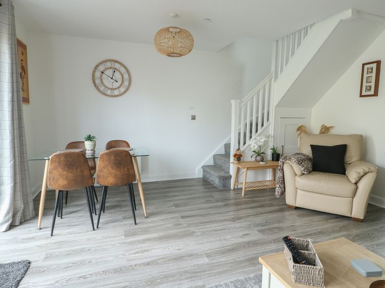 4 Parc Delfryn, listing photograph 6