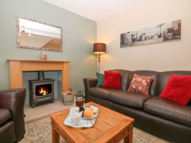3 Old Hall Cottages, listing photograph 4