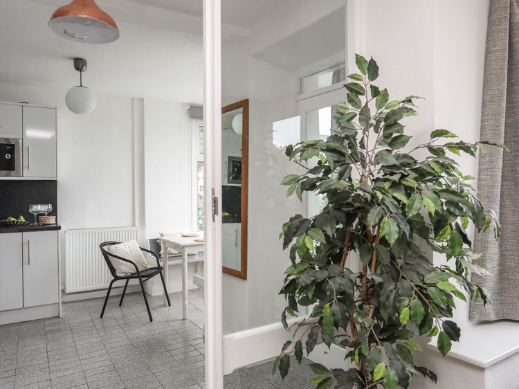 Ivy Cottage, listing photograph 10