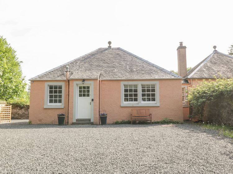 Maisie's Cottage, listing photograph 2