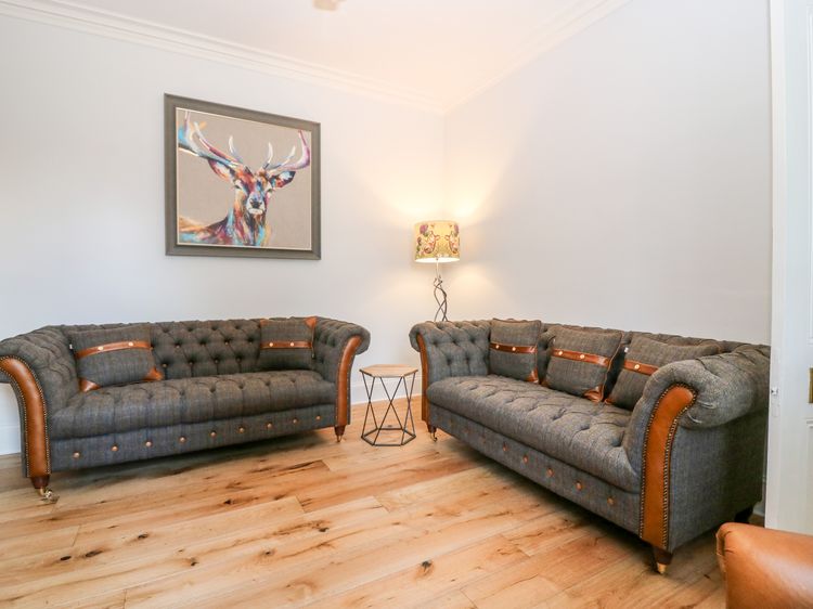 Gairnlea House, listing photograph 8
