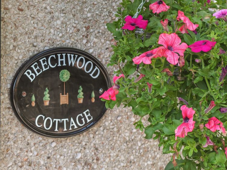 Beechwood Cottage, listing photograph 4