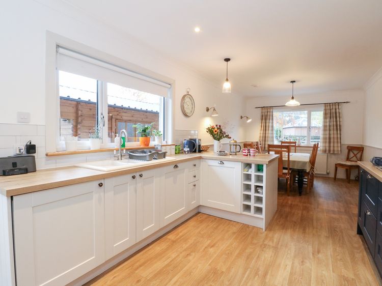 Beechwood Cottage, listing photograph 7