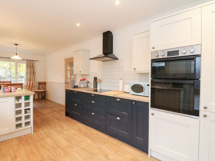Beechwood Cottage, listing photograph 8