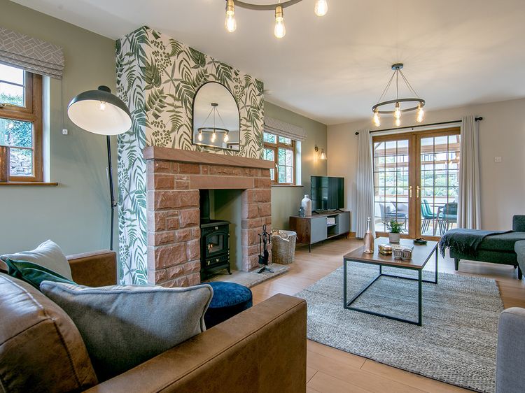Simcas House, listing photograph 4