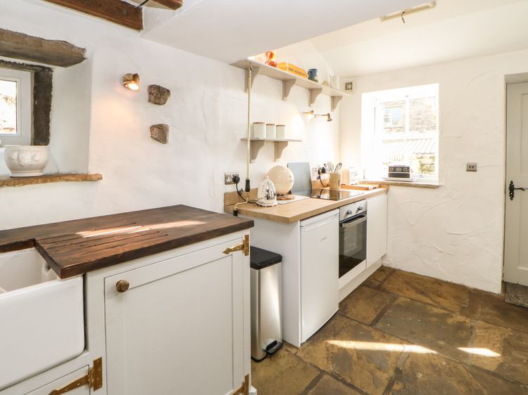 East House, listing photograph 12