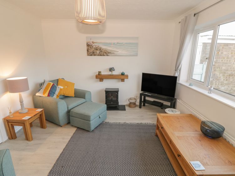 Seaside Retreat, listing photograph 7
