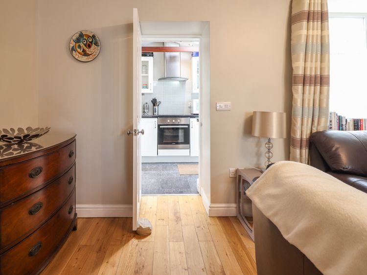 Artro View, listing photograph 10