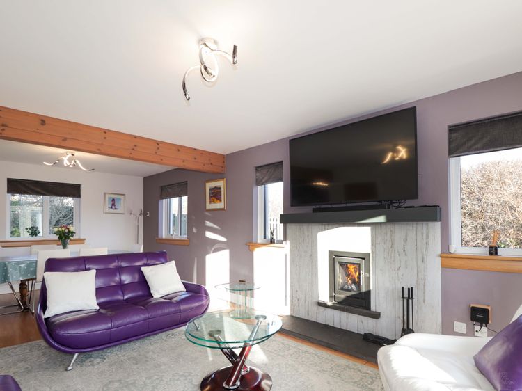3 Croftside, listing photograph 4