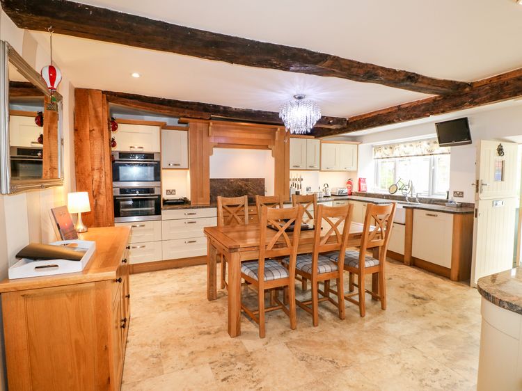 Christmas Cottage, listing photograph 7