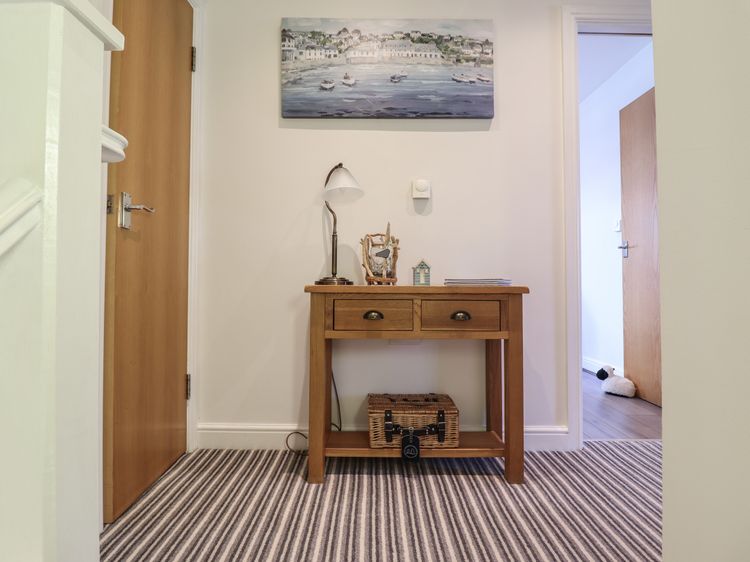Harbour View, listing photograph 3