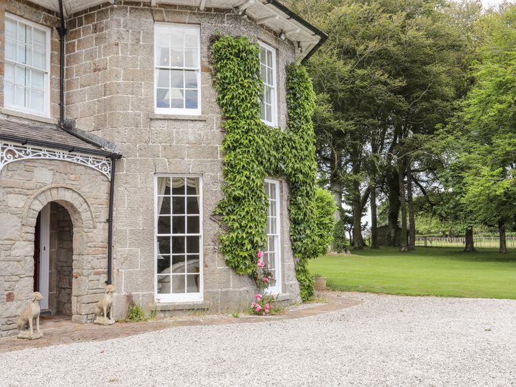 Tal Gwynedd, listing photograph 3