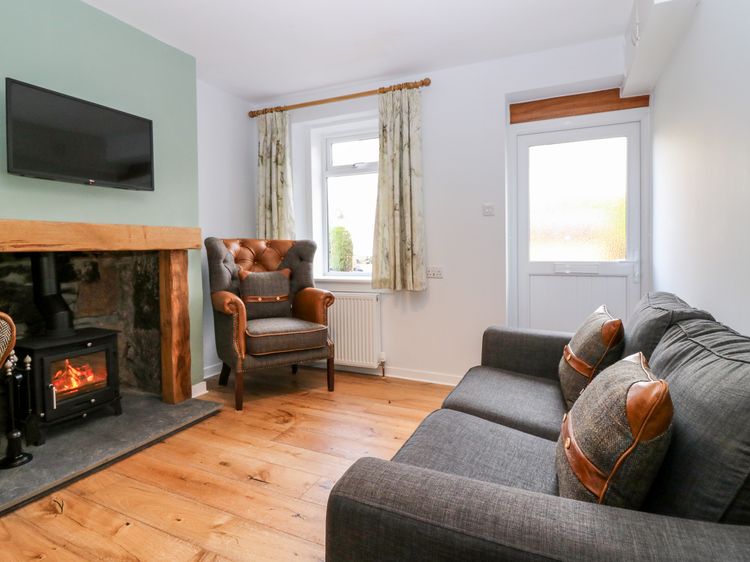 Gairnlea Cottage, listing photograph 5