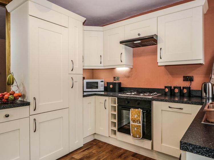 Mount Pleasant Cottage, listing photograph 7