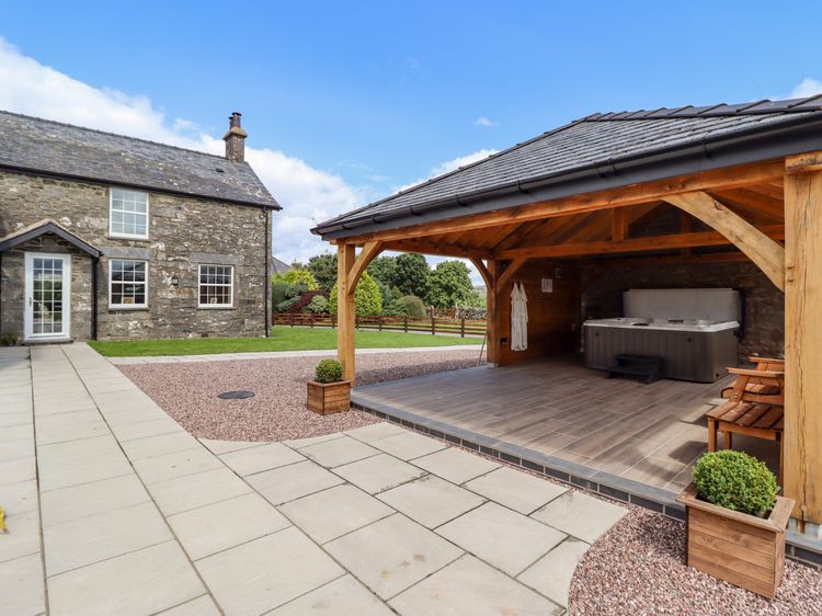 Plas Iolyn, listing photograph 3