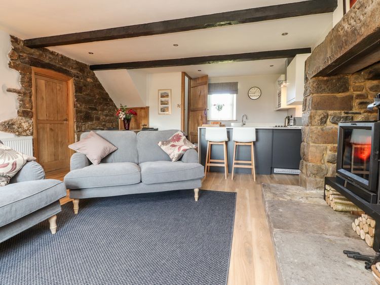 Moss Side Retreat, listing photograph 3