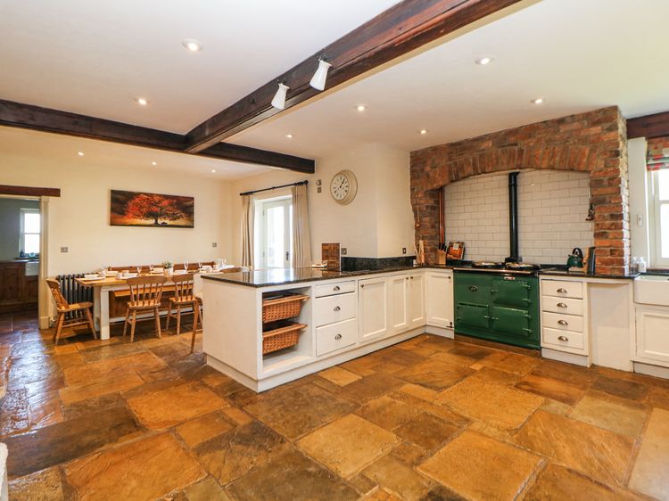 Burrs Farm, listing photograph 12
