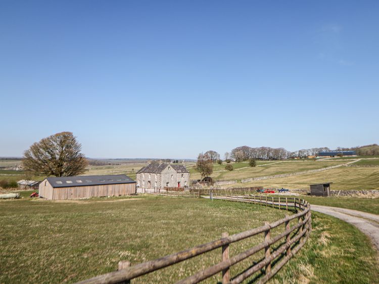 Burrs Farm, listing photograph 2