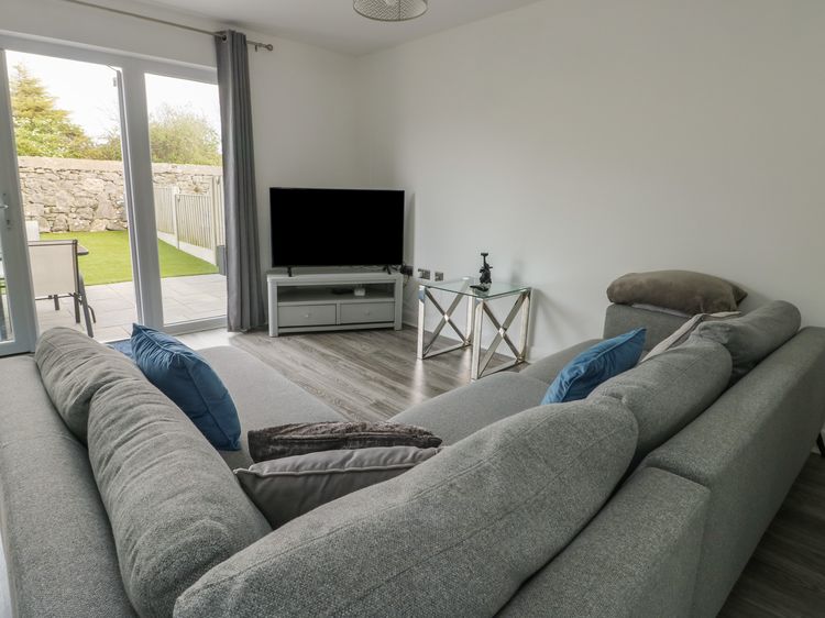 3 Parc Delfryn, listing photograph 8