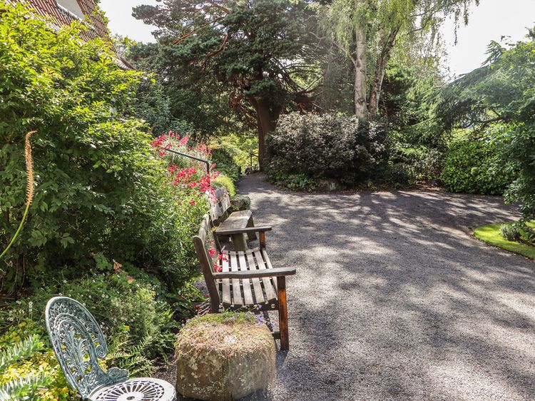 Branklyn Garden Cottage, listing photograph 4