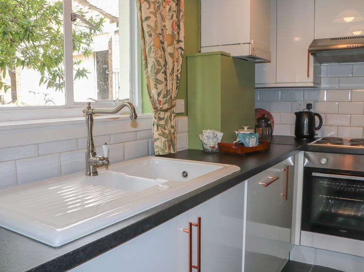 Branklyn Garden Cottage, listing photograph 11