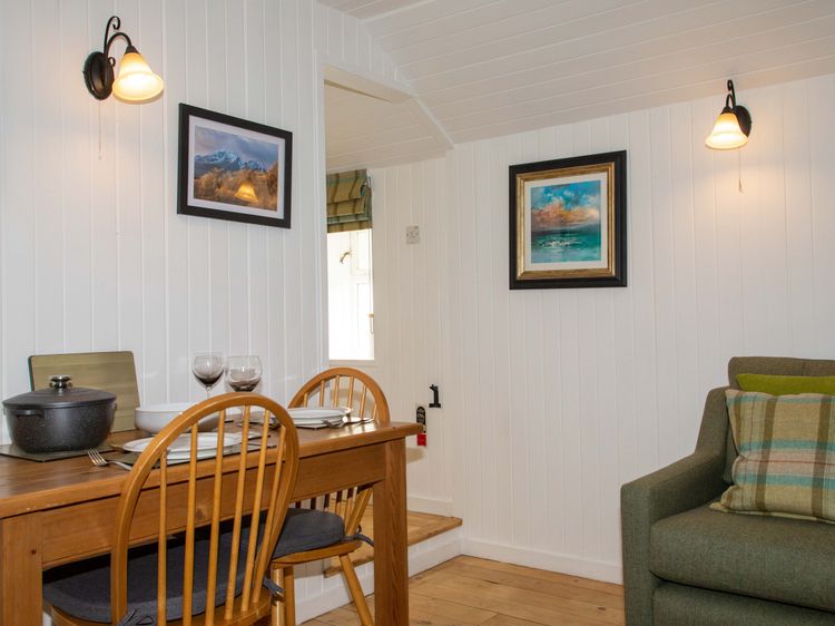 Beaton's Croft House - Uig Skye, listing photograph 9