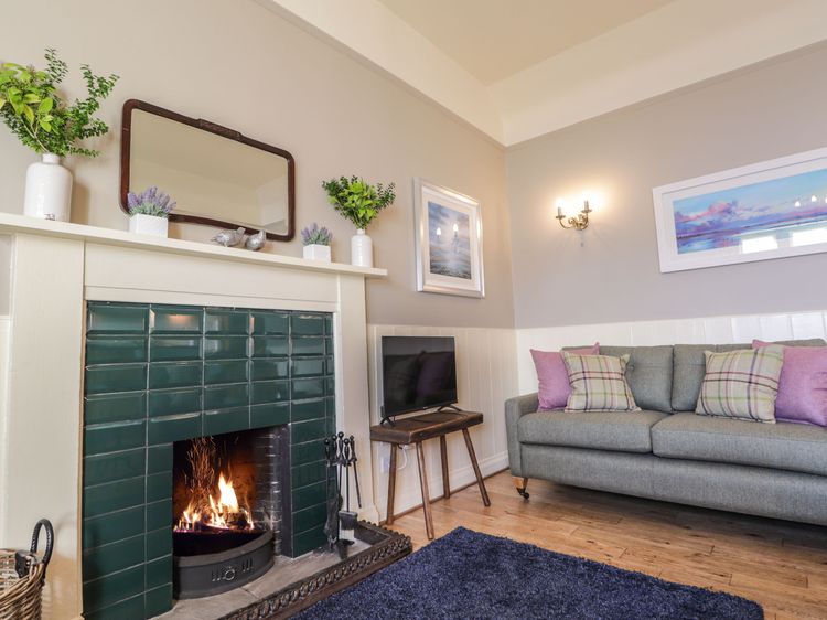 Ferry Cottage - Balmacara, listing photograph 6