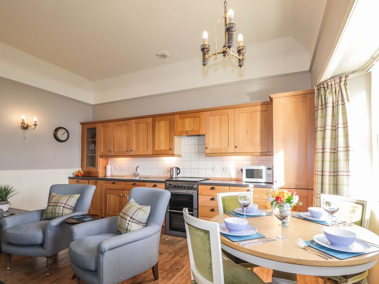 Ferry Cottage - Balmacara, listing photograph 9