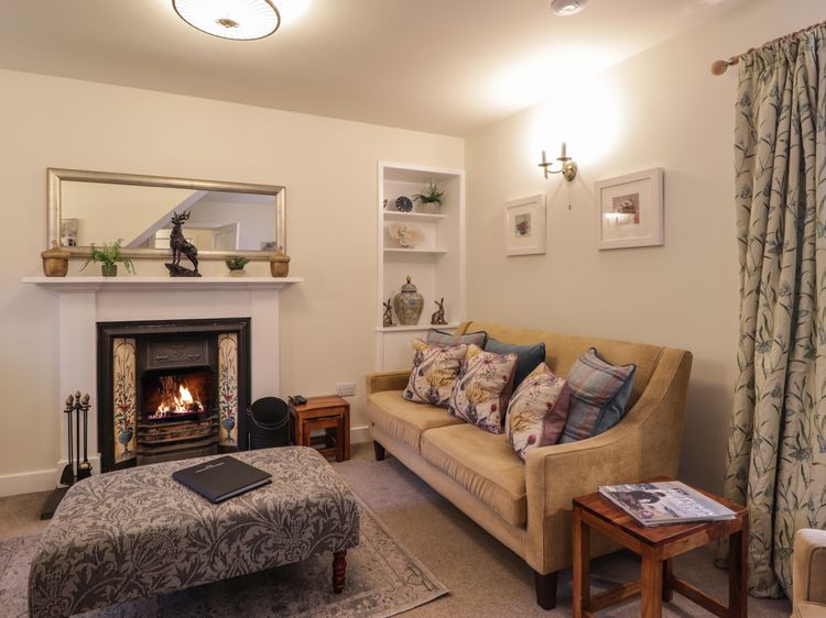 Lydia Cottage - Cromarty, listing photograph 7