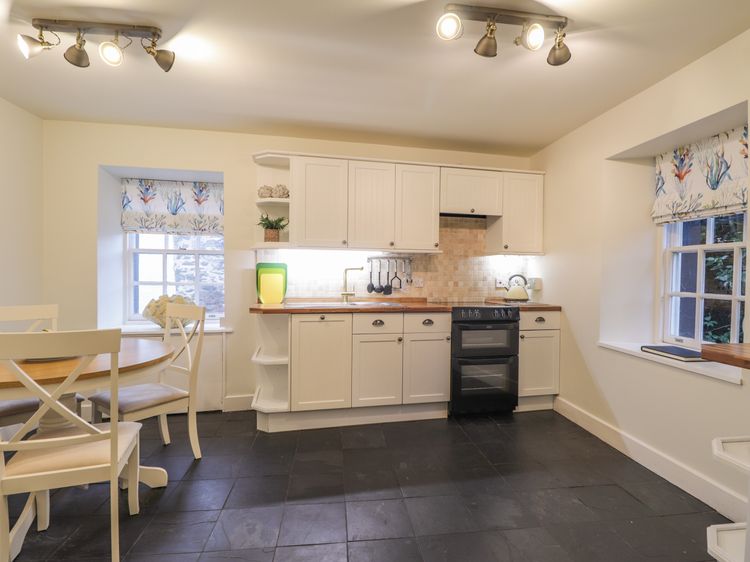 Lydia Cottage - Cromarty, listing photograph 11