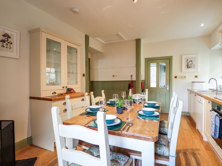 Glen Cottage - Torridon, listing photograph 11