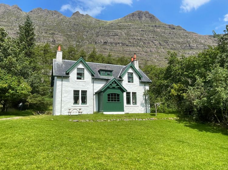 Glen Cottage - Torridon, listing photograph 3