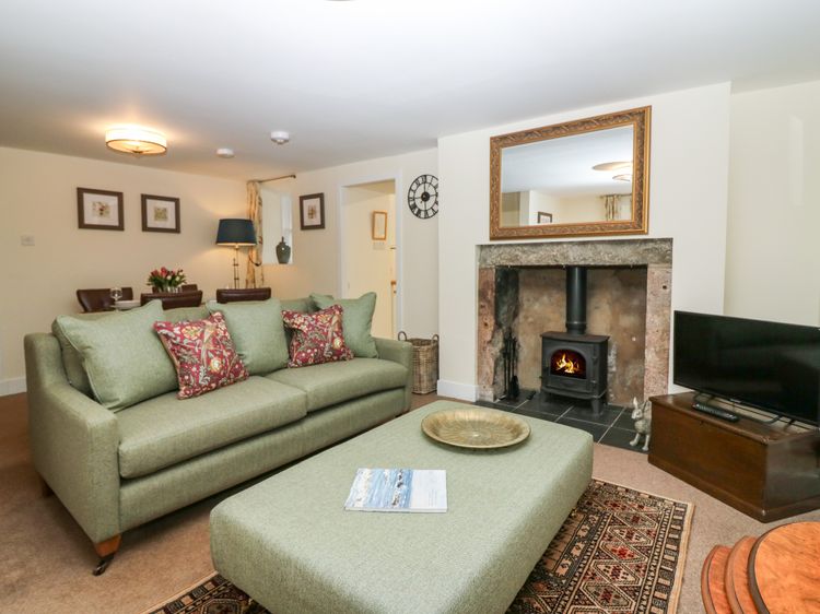 North Mains Cottage - Craigievar Castle, listing photograph 4