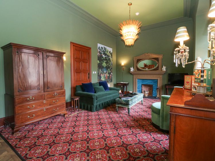 Derry - Mar Lodge Estate, listing photograph 4