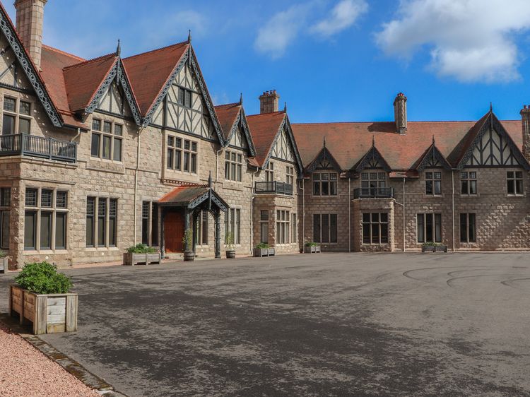 Derry - Mar Lodge Estate, listing photograph 3