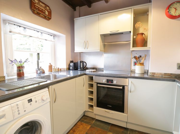 Beckside Cottage, listing photograph 10