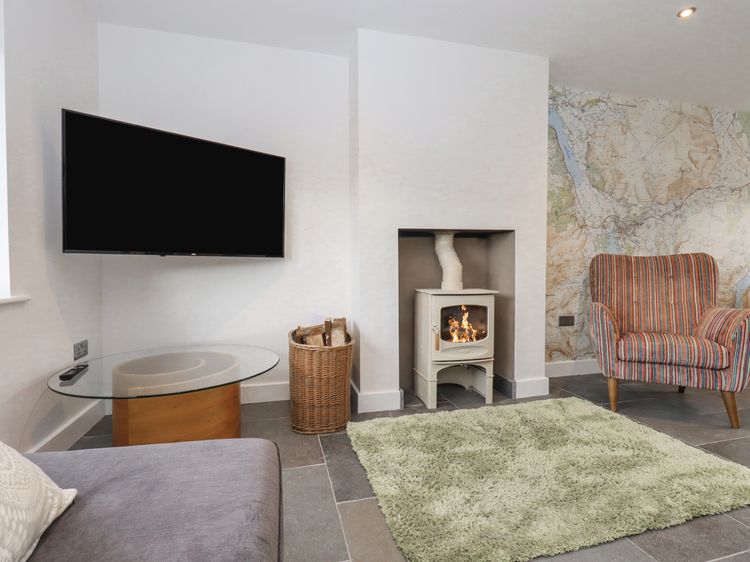 Woodview, listing photograph 4