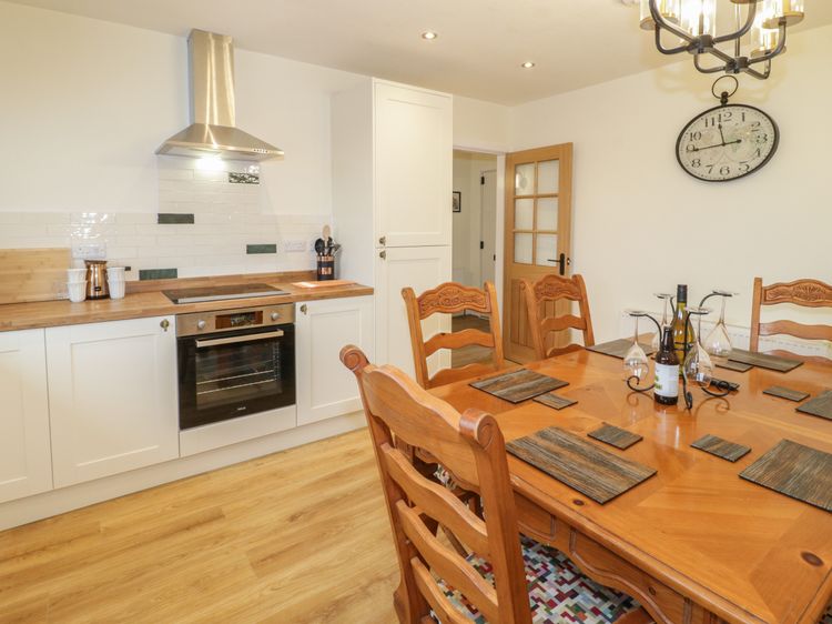 Hardy Cottage, listing photograph 9
