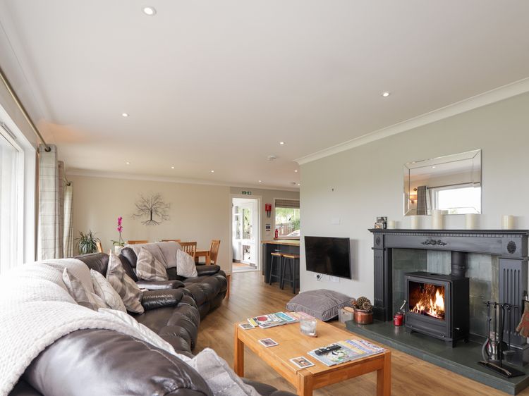Culreach Lodge, listing photograph 3