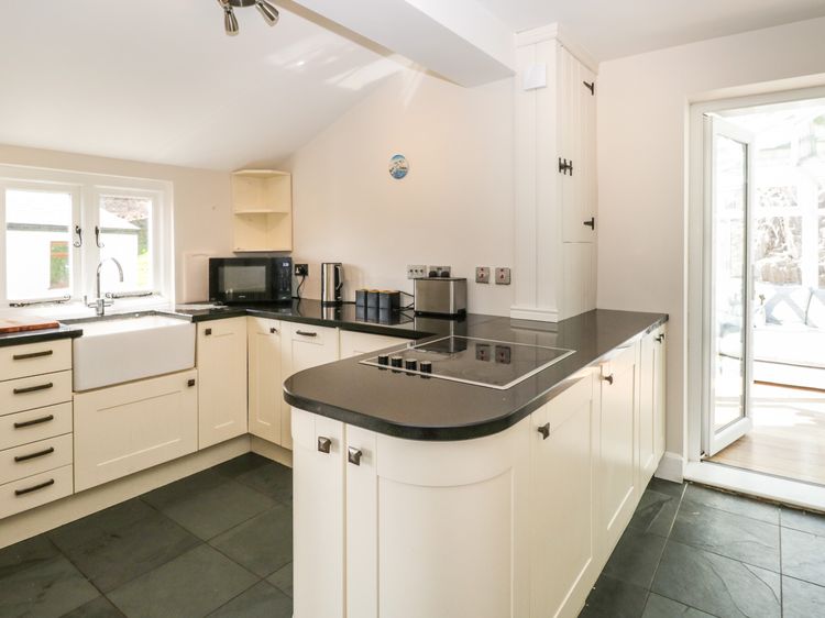 Green Acre, listing photograph 11