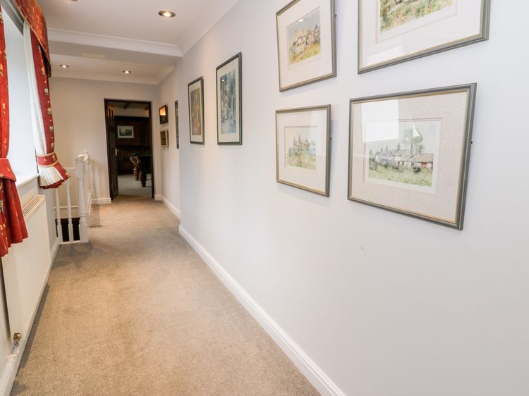 Porth Llongdy Uchaf, listing photograph 11