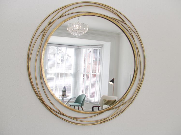 Llewelyn Apartment, listing photograph 6