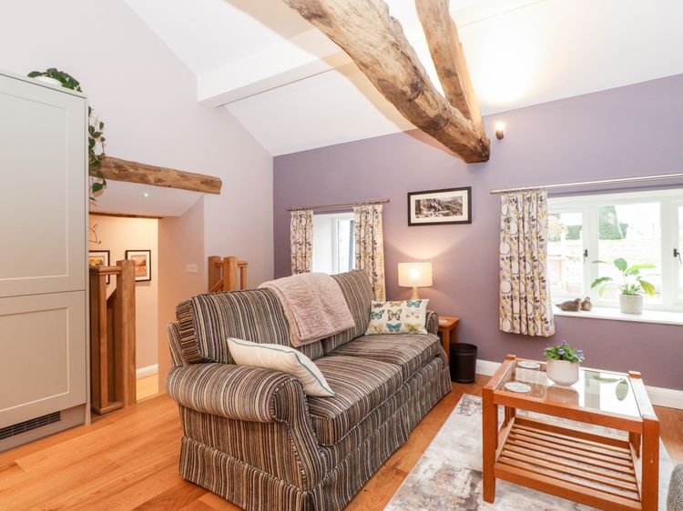Low Ashmead Cottage, listing photograph 2