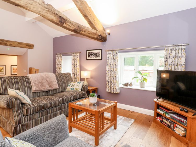 Low Ashmead Cottage, listing photograph 3