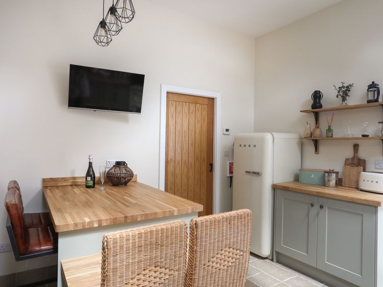 Cosy Cottage, listing photograph 3